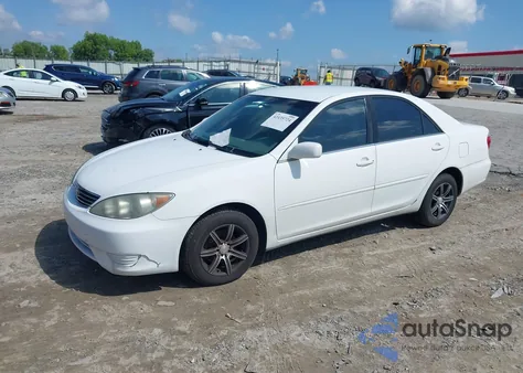 2005 Toyota Camry Le из США, поврежденный, VIN 4T1BE32K25U540732